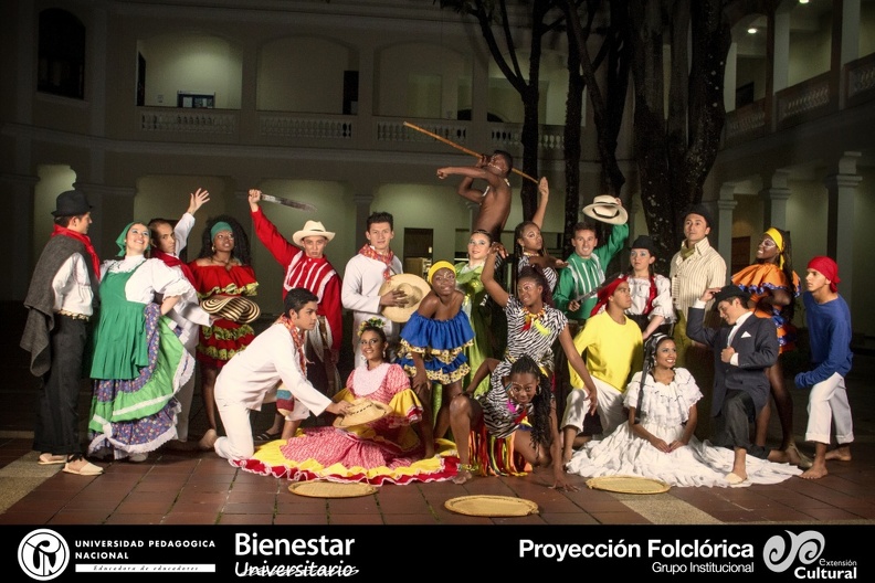 Grupo Programa Cultura 2013 (8).jpg