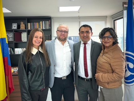 posesion director contratación (5)