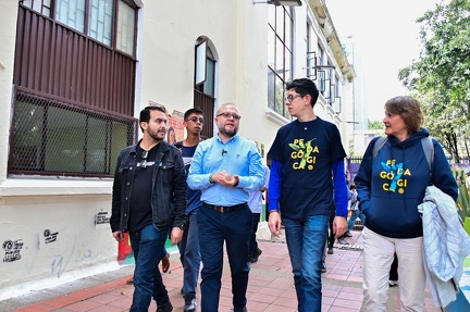  Todos unidos defendemos la UPN (8)